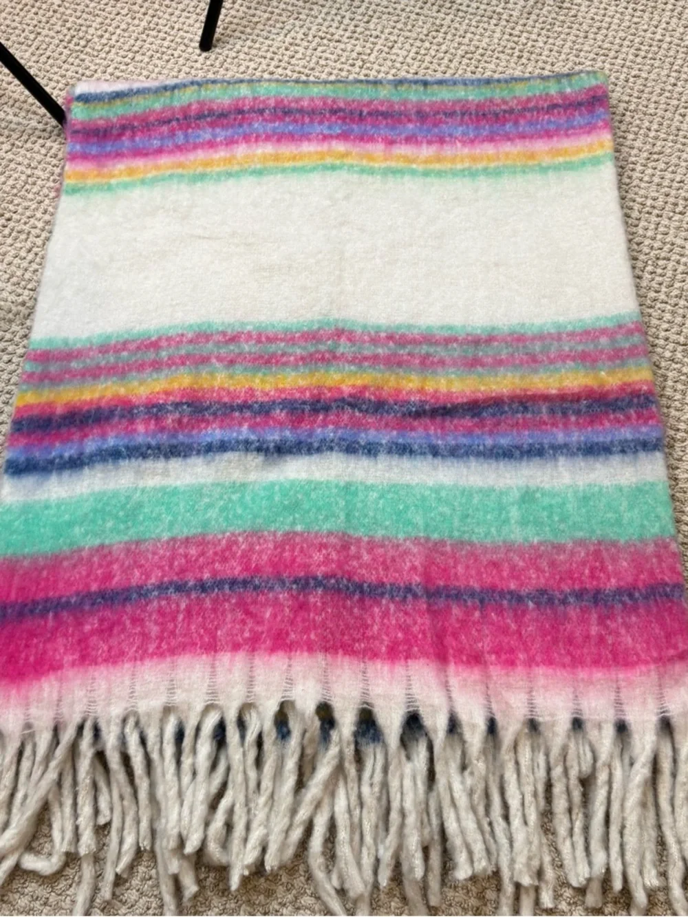 Brand new‎ with tags Free People Fringe Throw Blanket Ivory
